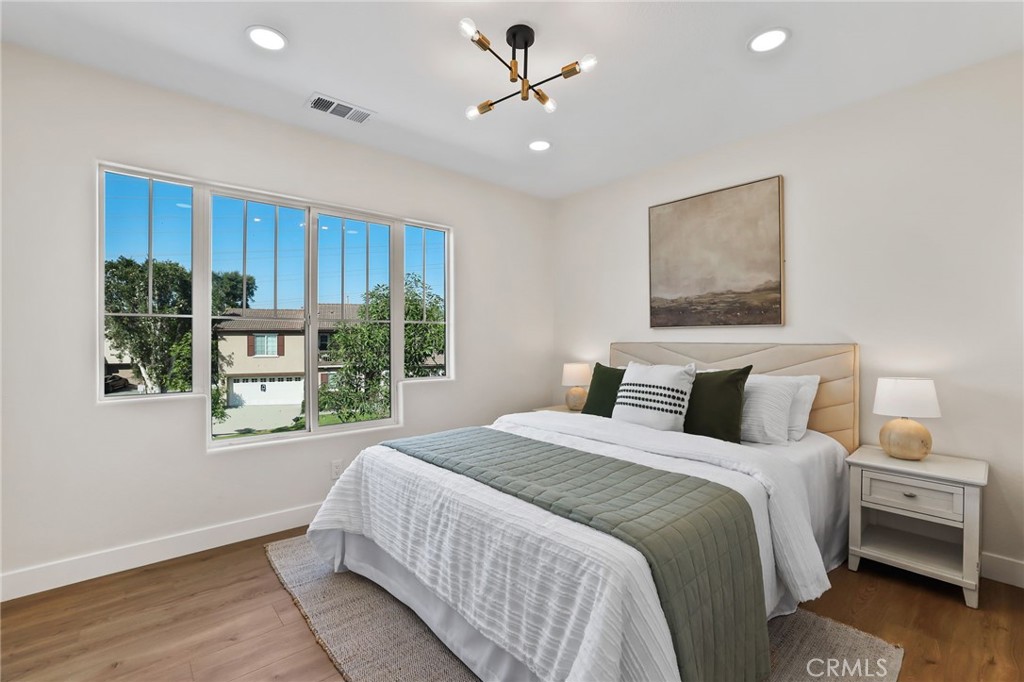 58 Potters Bnd, Ladera Ranch CA 92694 - photo 17