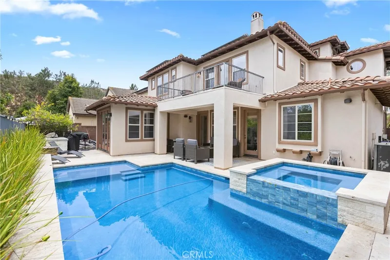 6 Gardenia Street, Ladera Ranch, CA 92694