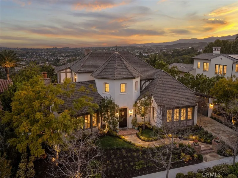 67 Bell Pasture, Ladera Ranch, CA 92694