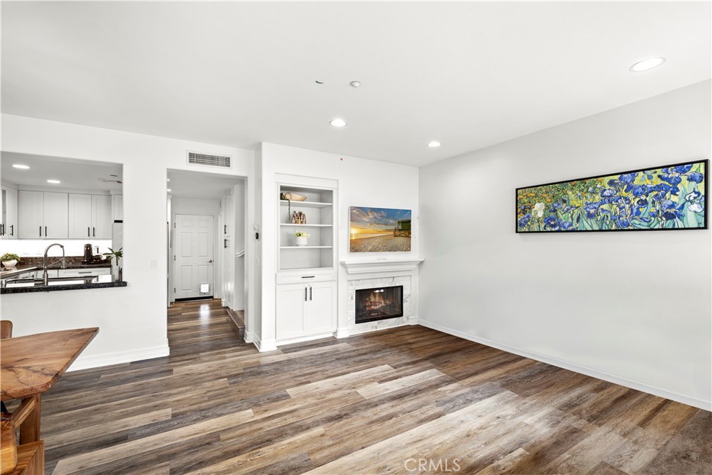 Family Room with out Virtual Staging - 71 Orange Blossom, Ladera Ranch CA 92694 - photo 5