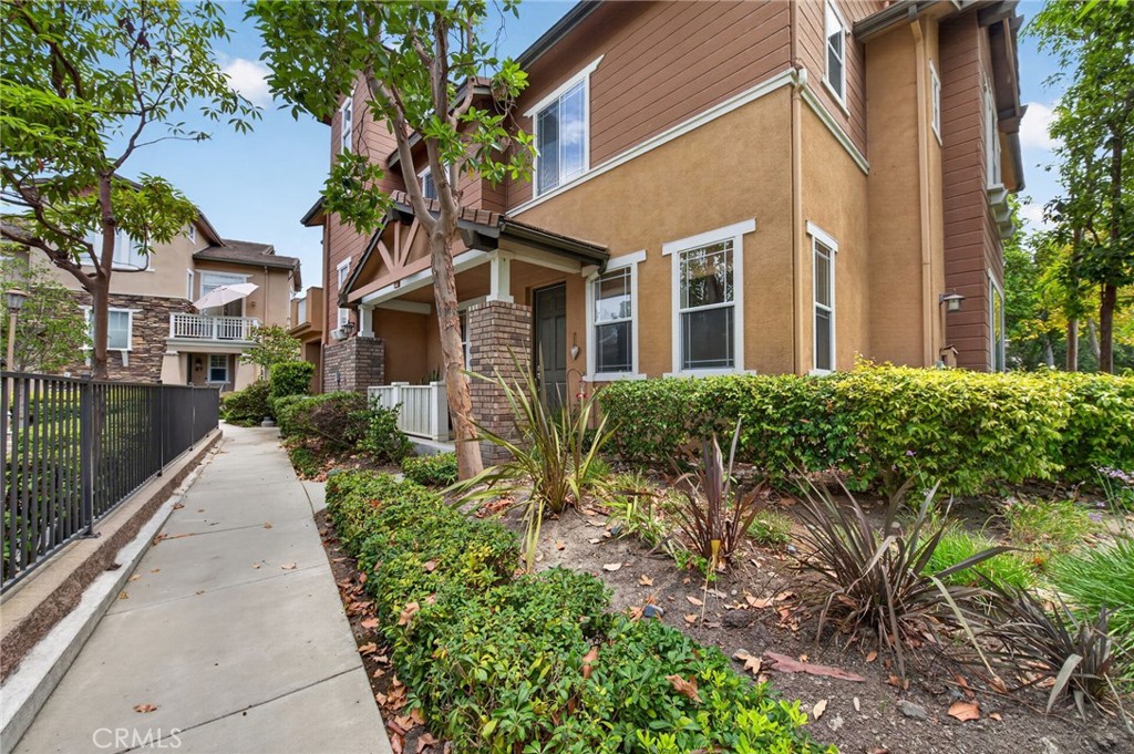 73 Chadron Circle, Ladera Ranch CA 92694 - photo 2