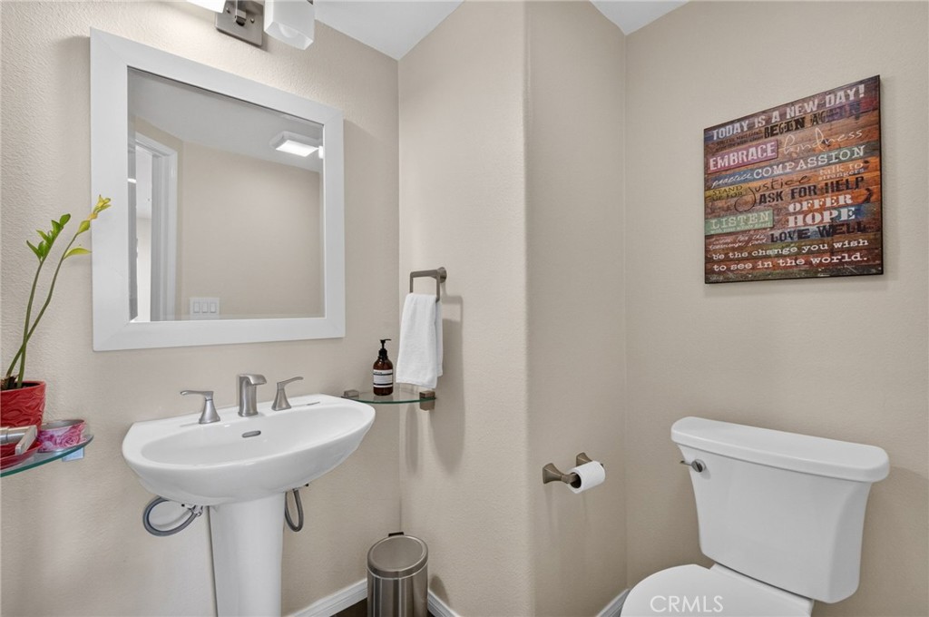 73 Chadron Circle, Ladera Ranch CA 92694 - photo 11