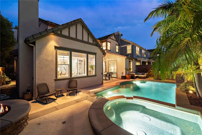 8 Ranunculus Street, Ladera Ranch, CA 92694