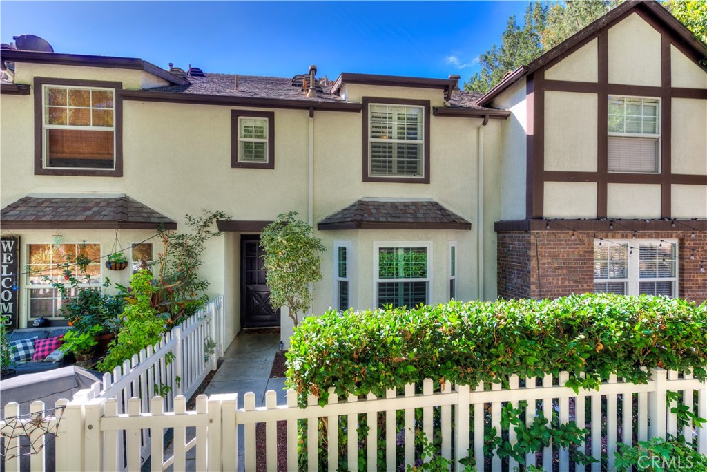 87 Three Vines Court, Ladera Ranch CA 92694 - photo 1