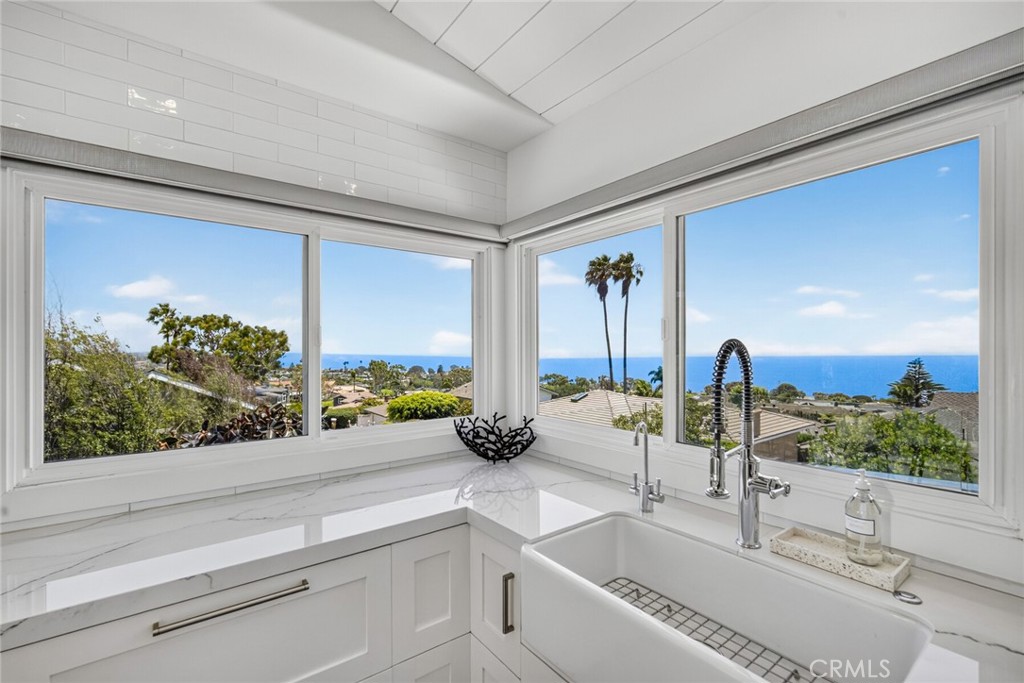 1 1/2 Vista Del Sol, Laguna Beach CA 92651 - photo 18