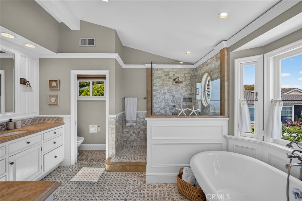 1 1/2 Vista Del Sol, Laguna Beach CA 92651 - photo 32