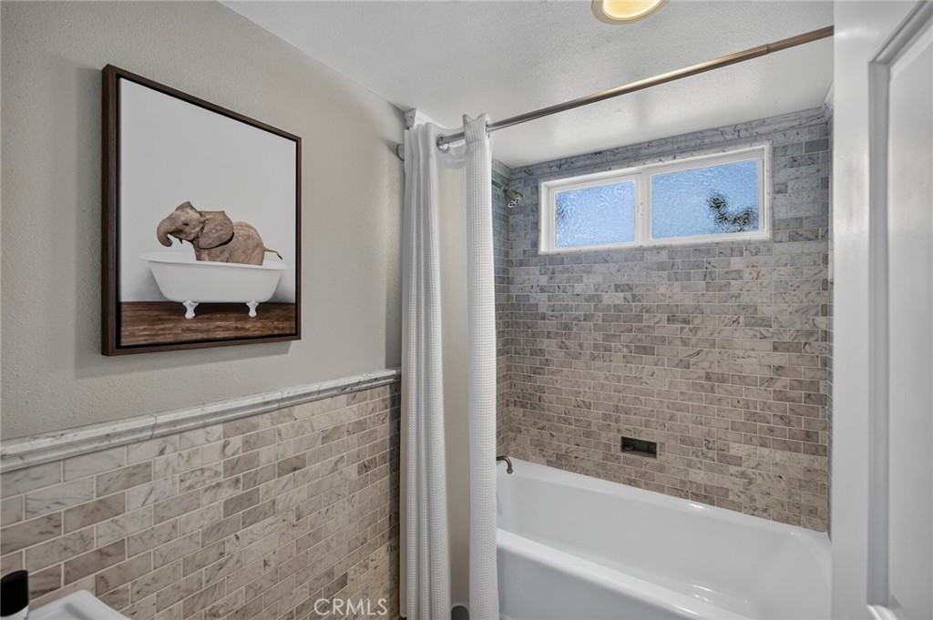 1 1/2 Vista Del Sol, Laguna Beach CA 92651 - photo 46