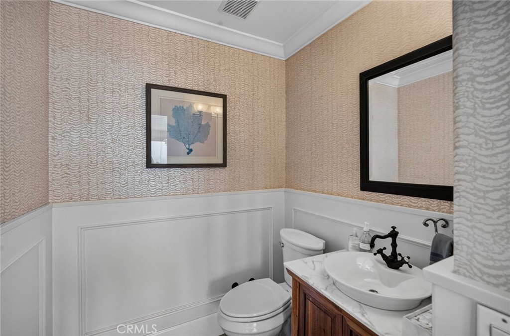 1 1/2 Vista Del Sol, Laguna Beach CA 92651 - photo 47