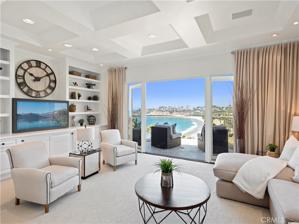10 Emerald Bay, Laguna Beach CA 92651 - photo 1