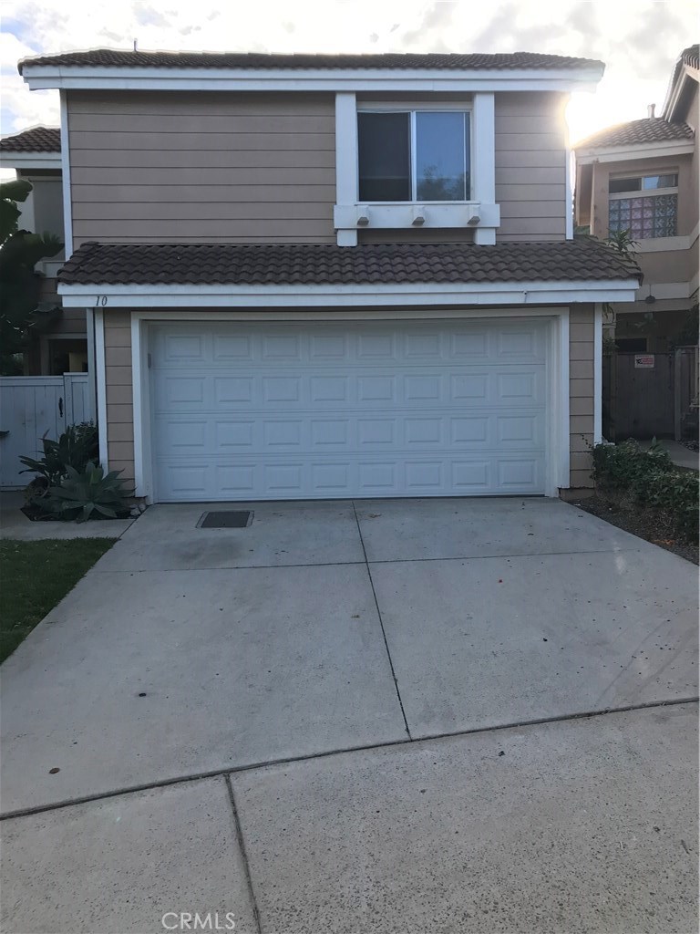 10 La Costa Court, Laguna Beach CA 92651 - photo 1
