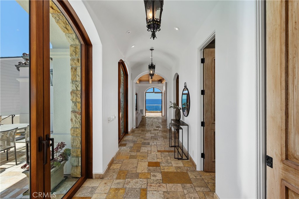 10 S La Senda, Laguna Beach CA 92651 - photo 12
