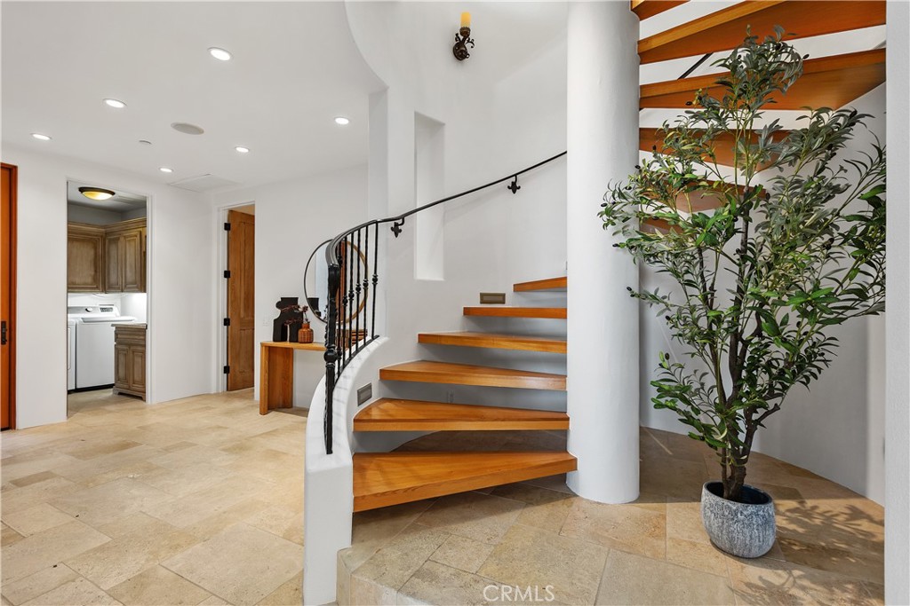 10 S La Senda, Laguna Beach CA 92651 - photo 36