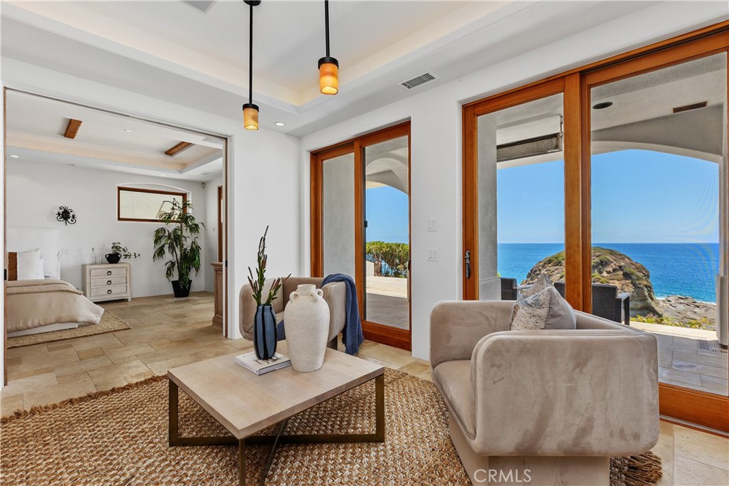 10 S La Senda, Laguna Beach CA 92651 - photo 41