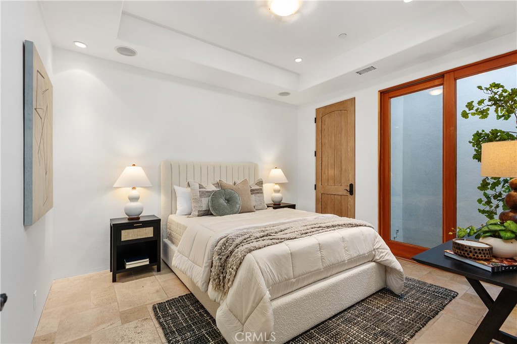 10 S La Senda, Laguna Beach CA 92651 - photo 49