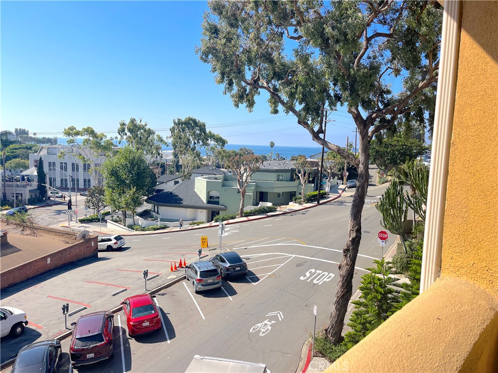 100 Cliff Drive 24, Laguna Beach CA 92651 - photo 5