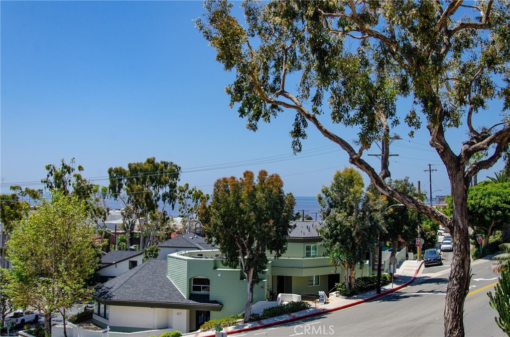 100 Cliff Drive 24, Laguna Beach CA 92651 - photo 6
