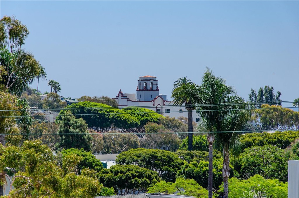 100 Cliff Drive 24, Laguna Beach CA 92651 - photo 12