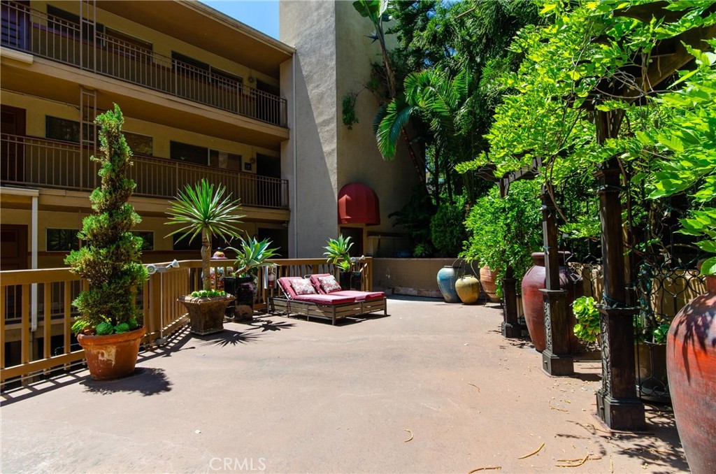 100 Cliff Drive 24, Laguna Beach CA 92651 - photo 30