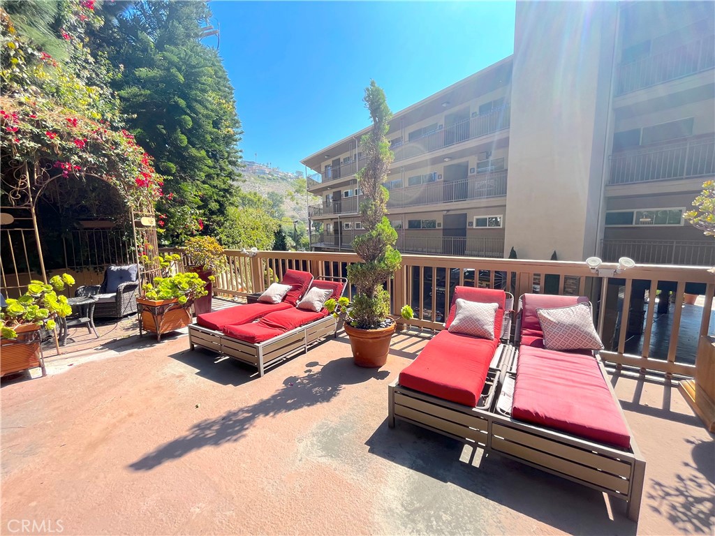 100 Cliff Drive 24, Laguna Beach CA 92651 - photo 32