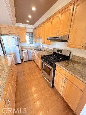 100 Cliff Drive 3, Laguna Beach CA 92651 - photo 18