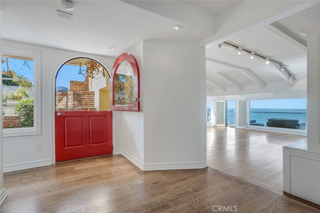 100 S La Senda Drive, Laguna Beach CA 92651 - photo 1