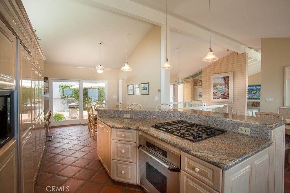 1004 Emerald Bay, Laguna Beach CA 92651 - photo 5