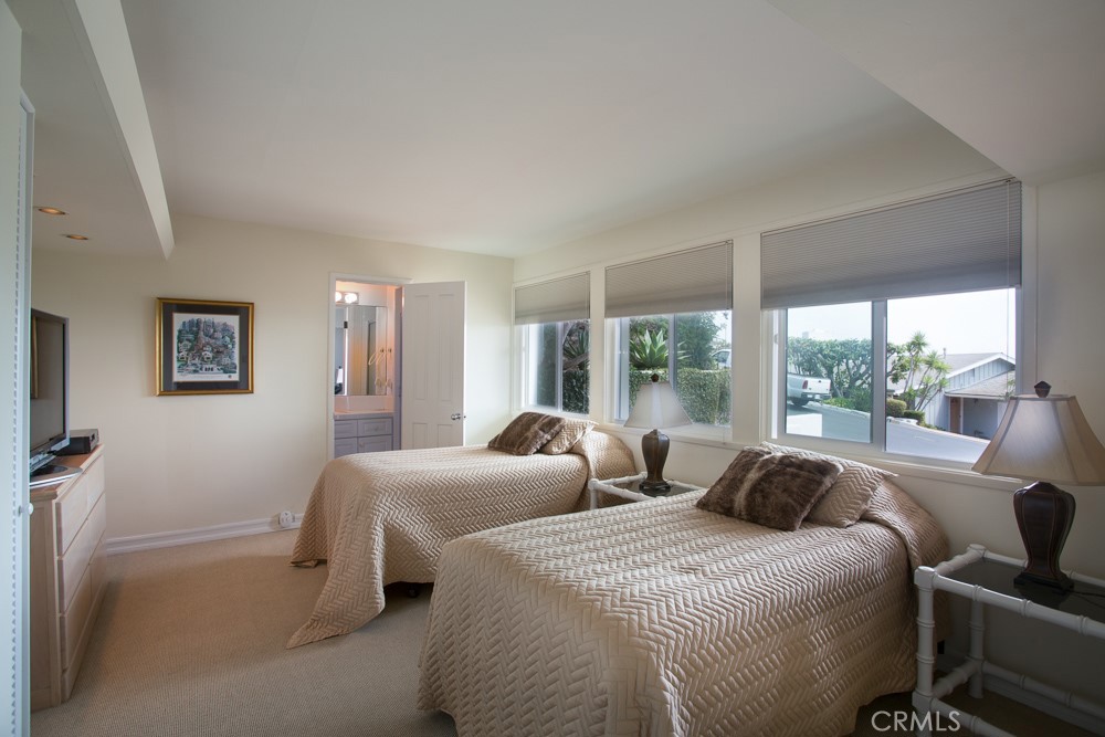 1004 Emerald Bay, Laguna Beach CA 92651 - photo 14