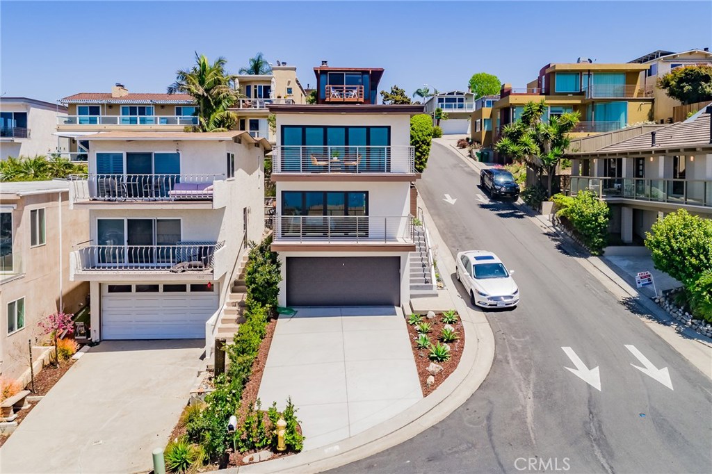 1004 Santa Ana Street, Laguna Beach CA 92651 - photo 1