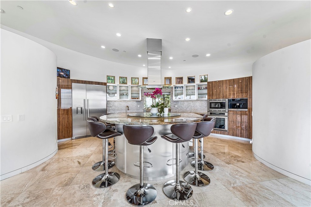 1005 Madison Place, Laguna Beach CA 92651 - photo 18