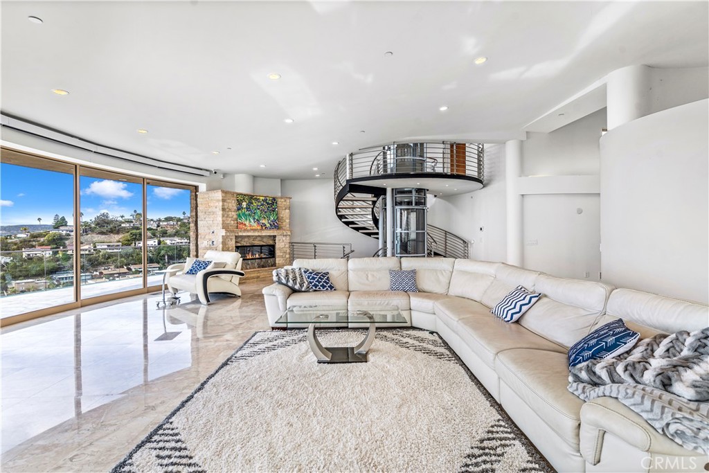 1005 Madison Place, Laguna Beach CA 92651 - photo 20