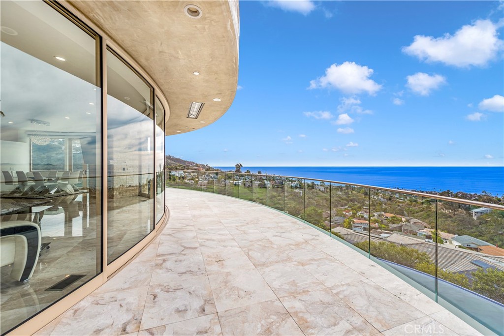 1005 Madison Place, Laguna Beach CA 92651 - photo 34