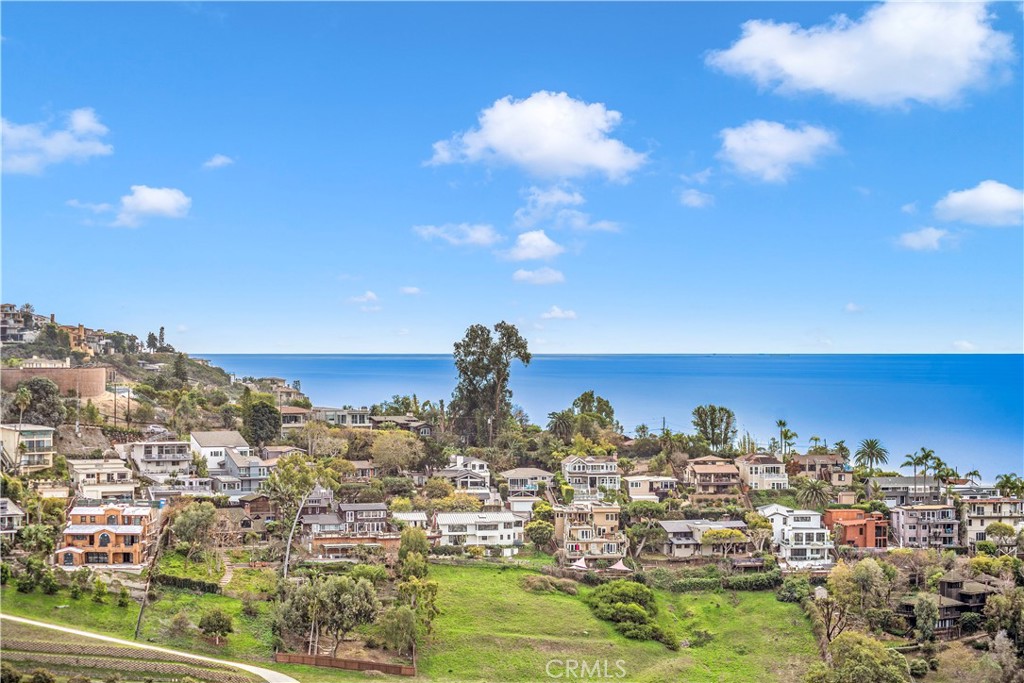 1005 Madison Place, Laguna Beach CA 92651 - photo 50