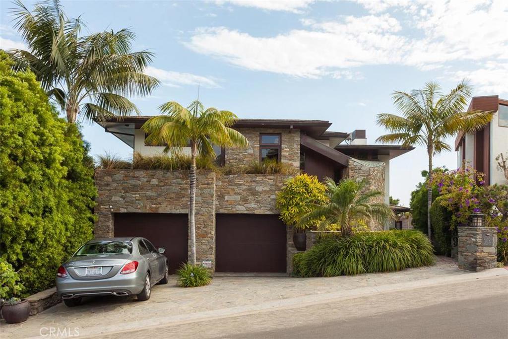 1009 Cliff Drive, Laguna Beach CA 92651 - photo 1
