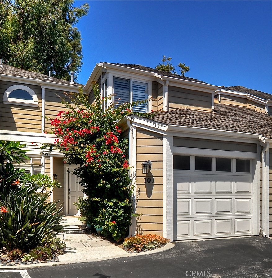 101 Santa Rosa Court, Laguna Beach CA 92651 - photo 1