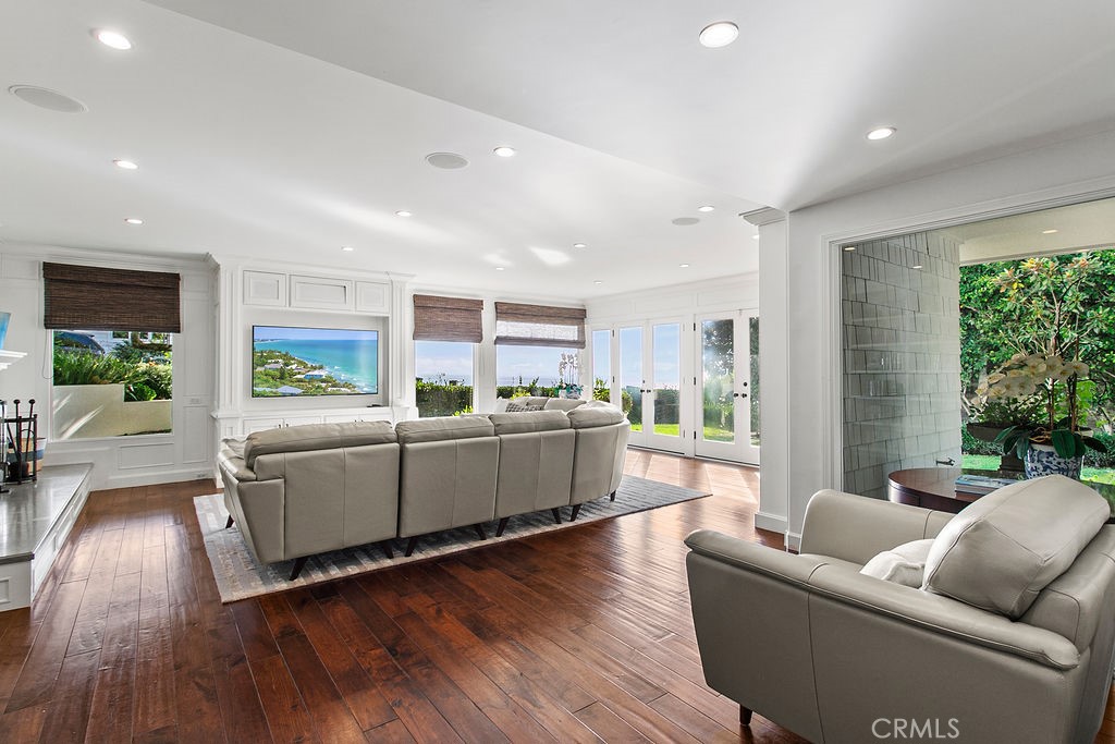 1010 EMERALD BAY, Laguna Beach CA 92651 - photo 38