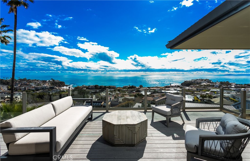 1016 Emerald Bay, Laguna Beach CA 92651 - photo 1