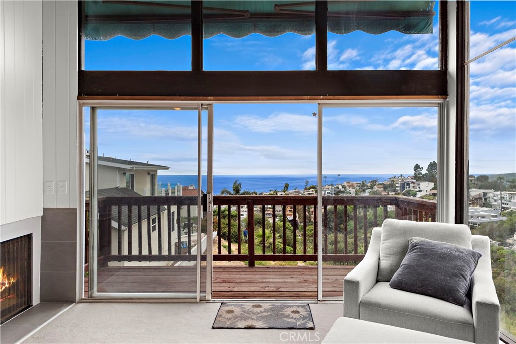 1017 Santa Ana Street, Laguna Beach CA 92651 - photo 1