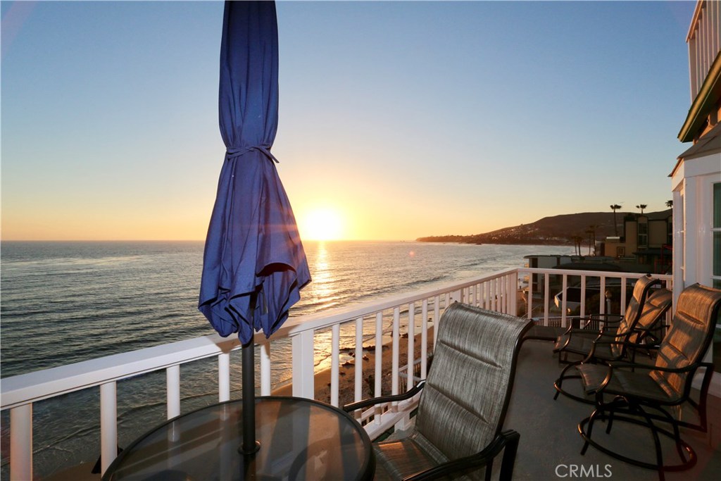 1021 Gaviota Drive, Laguna Beach CA 92651 - photo 1