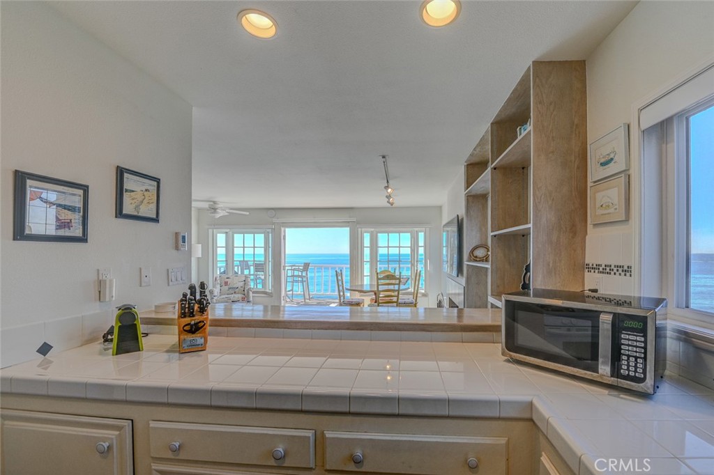 1021 Gaviota Drive, Laguna Beach CA 92651 - photo 11