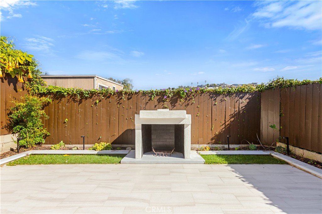 Backyard - 1024 Noria Street, Laguna Beach CA 92651 - photo 36