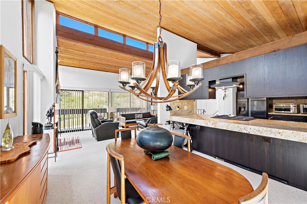 1025 Park Avenue, Laguna Beach CA 92651 - photo 1