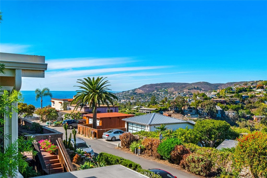 Beautiful panoramic city light and ocean views - 1025 Van Dyke Drive, Laguna Beach CA 92651 - photo 1