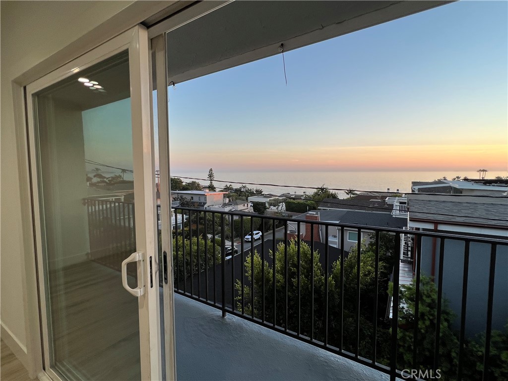 View looking to the north - 1027 N Coast 6, Laguna Beach CA 92651 - photo 1
