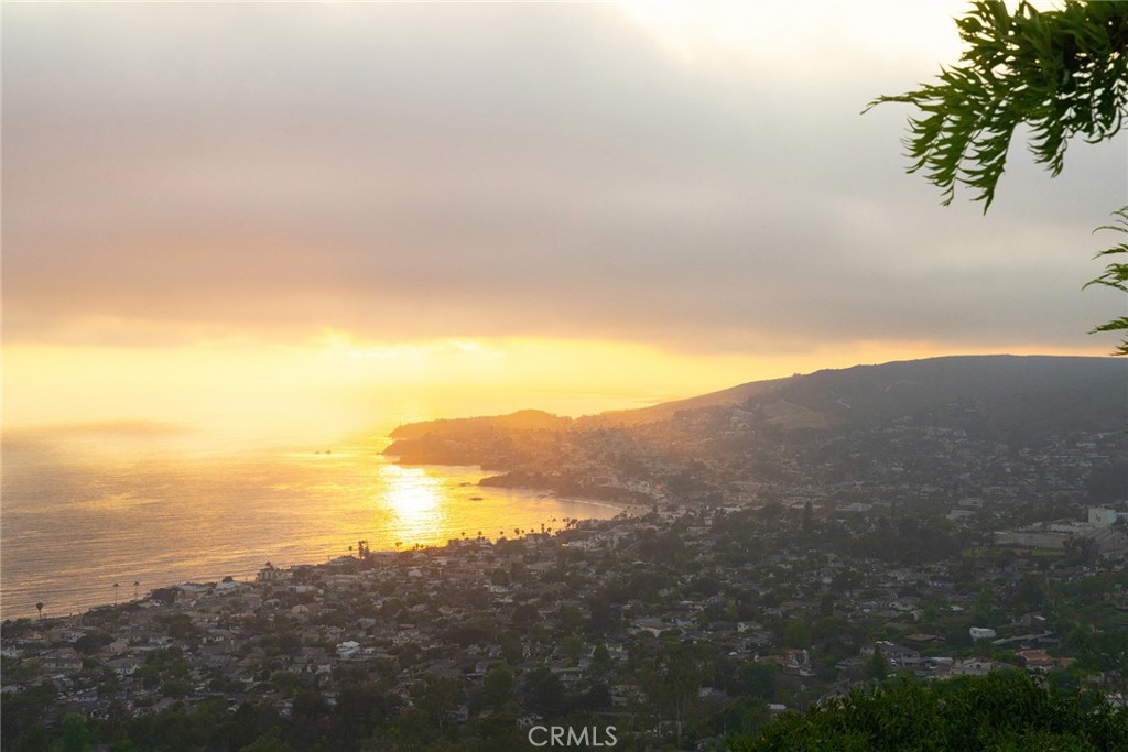 1029 Baja Street, Laguna Beach CA 92651 - photo 1