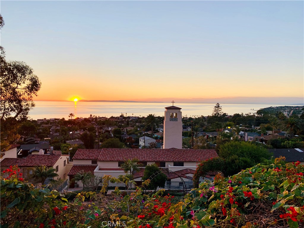 1030 Temple Hills Drive, Laguna Beach CA 92651 - photo 1