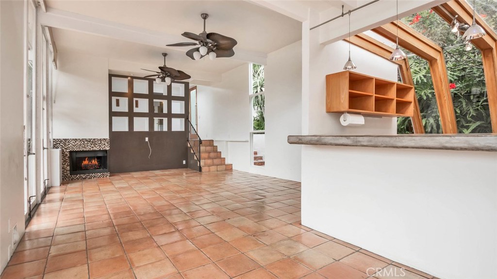 Living room area - 1035 Dyer Place, Laguna Beach CA 92651 - photo 1
