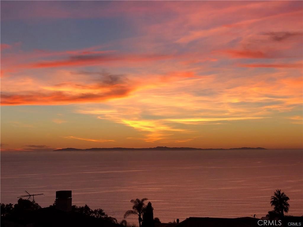 1040 La Mirada Street, Laguna Beach CA 92651 - photo 1