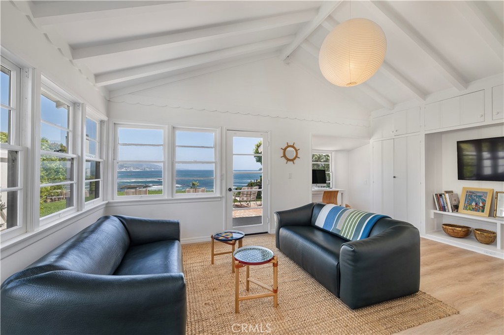 1041 Marine Drive, Laguna Beach CA 92651 - photo 5