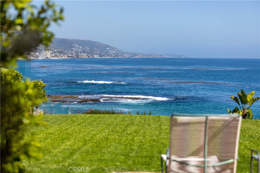1041 Marine Drive, Laguna Beach CA 92651 - photo 7