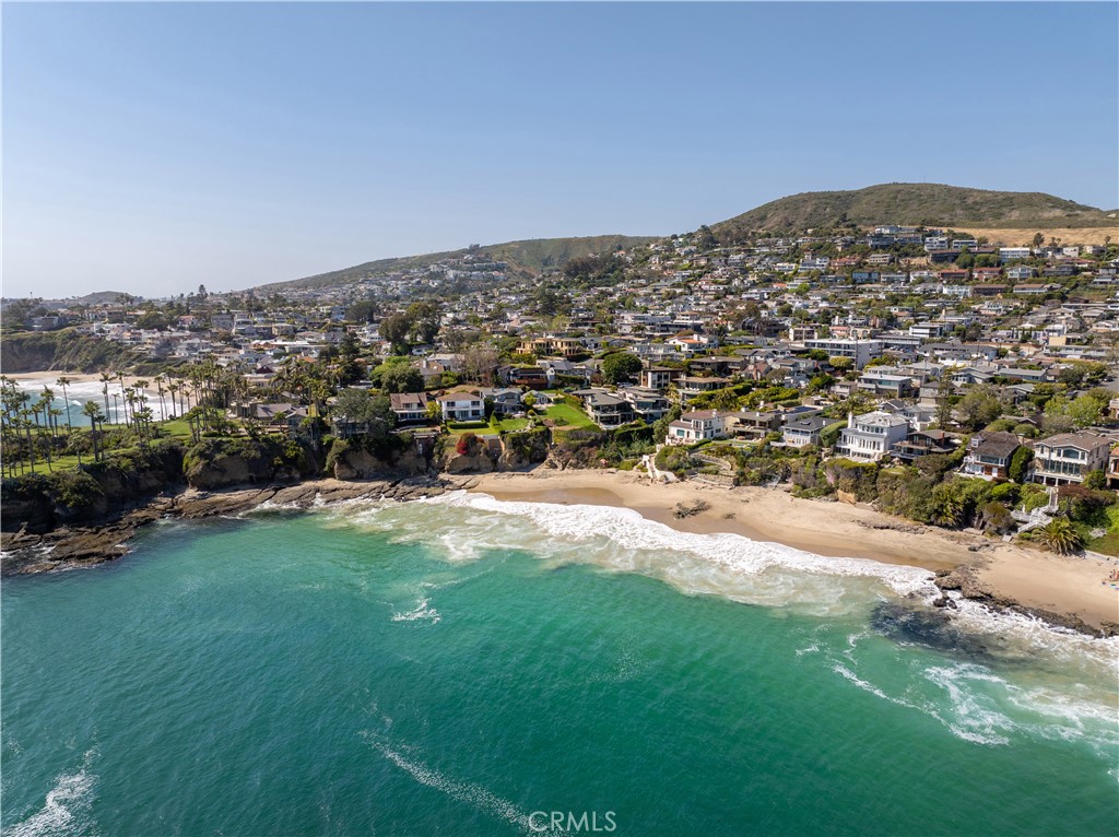 1041 Marine Drive, Laguna Beach CA 92651 - photo 8